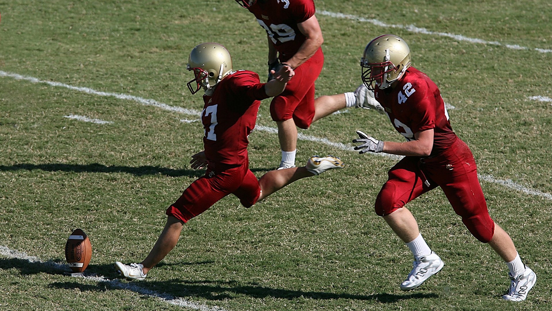 抢七大战惊心动魄，纳达尔逆转晋级温网八强